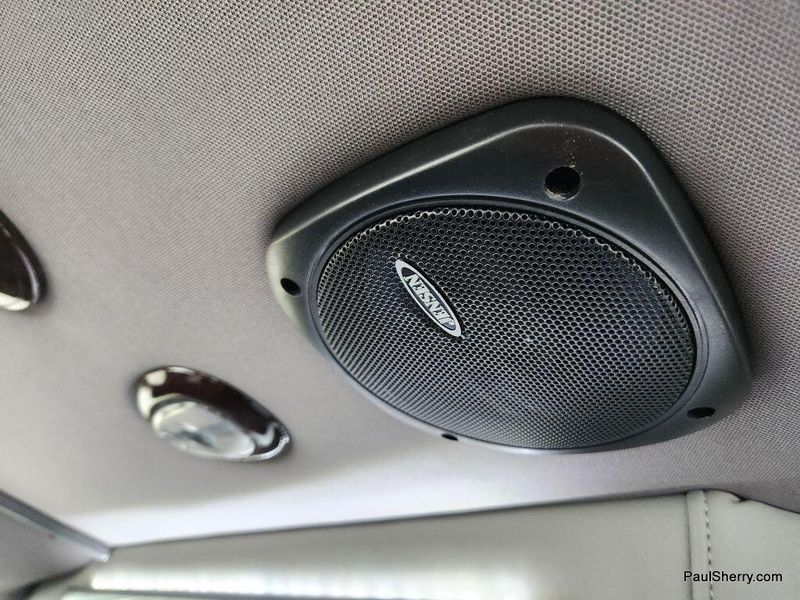2011 Chevrolet Express 1500 Image 41