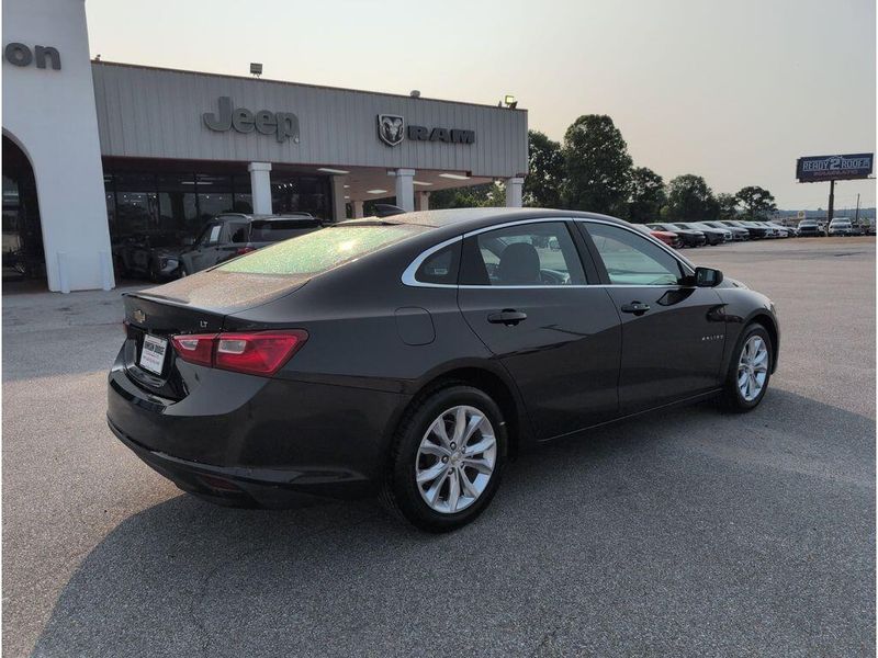 2023 Chevrolet Malibu LTImage 5