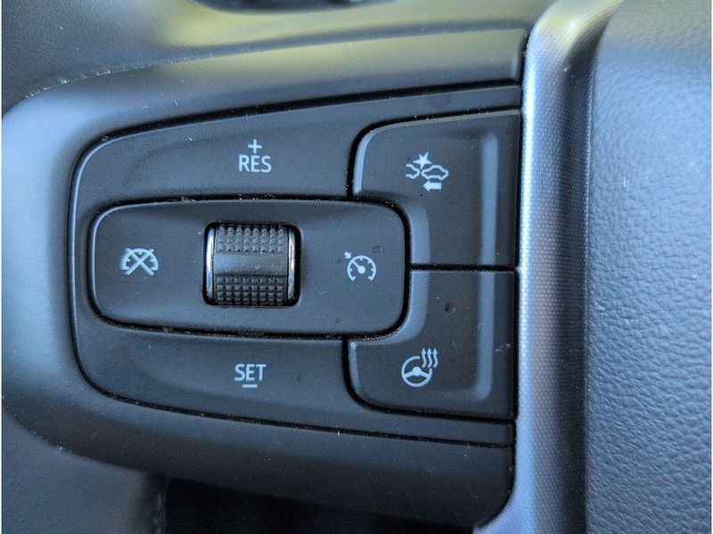 Used 2025 GMC Sierra 1500 SLTImage 26