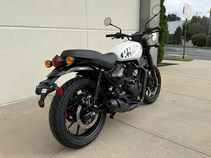 2024 Royal Enfield HUNTER 350Image 3