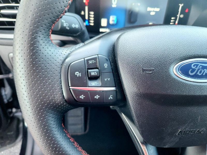 Used 2023 Ford Escape ST-Line
