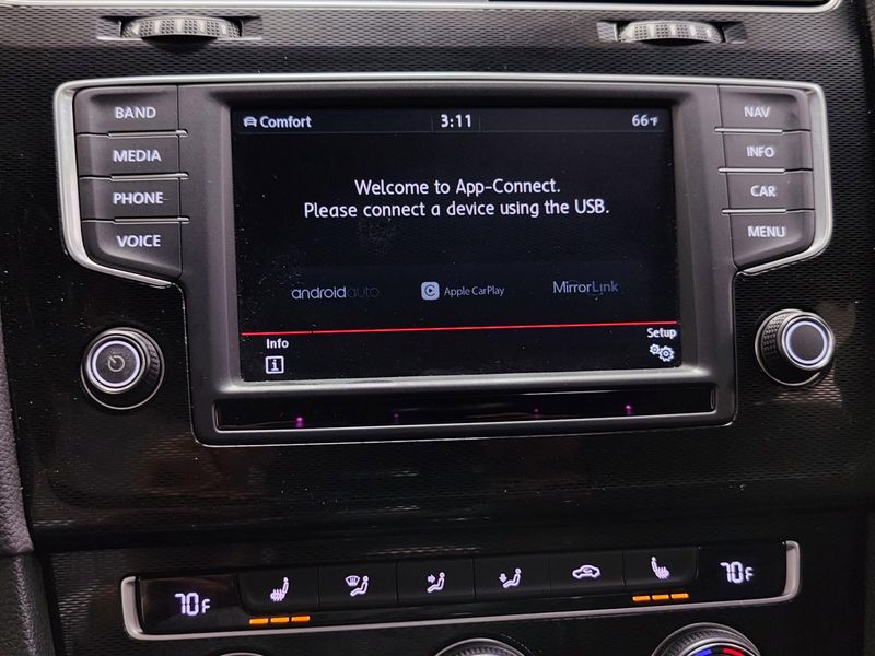 Used 2017 Volkswagen Golf GTI Autobahn w/Performance Pkg/DCC/SunroofImage 23