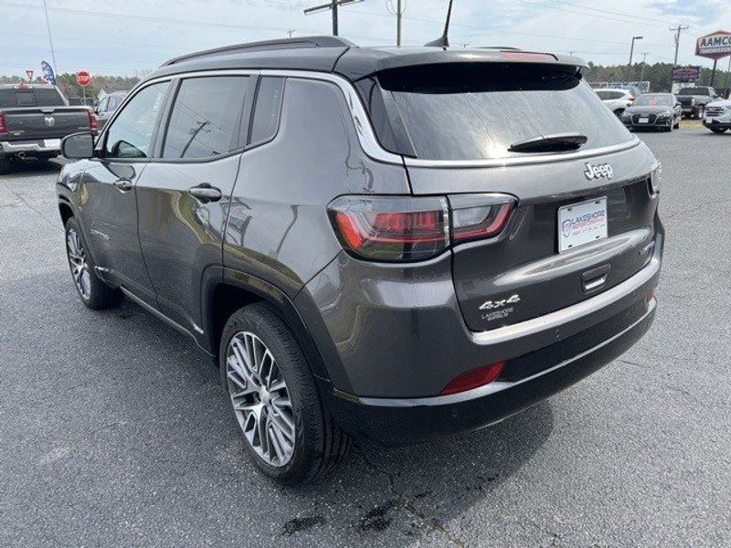 2023 Jeep Compass Limited 4x4Image 5
