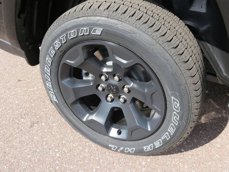 New 2027 RAM 1500 Big Horn Crew Cab 4x4 5