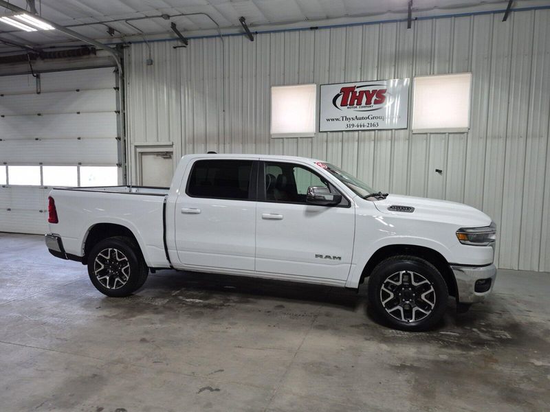 2025 RAM 1500 Laramie Crew Cab 4x4 5