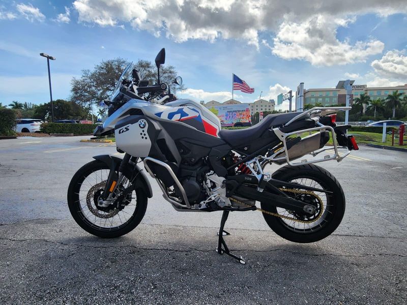 Used 2024 BMW F900GSADV Image 5