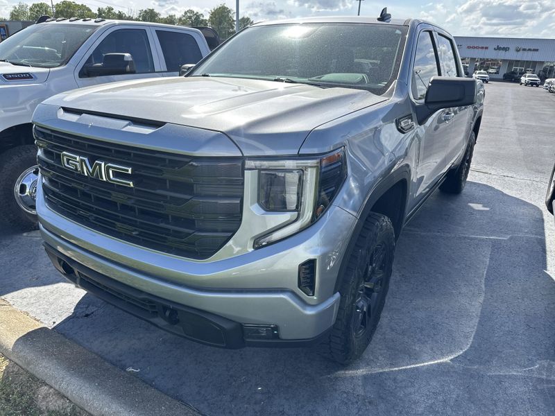 2023 GMC Sierra 1500 ElevationImage 1