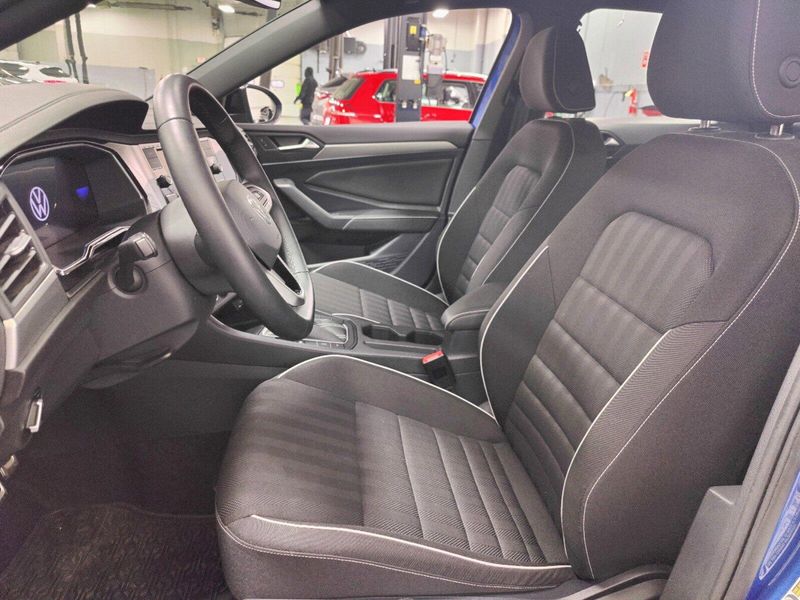 2024 Volkswagen Jetta Sport w/ Heated SeatsImage 11