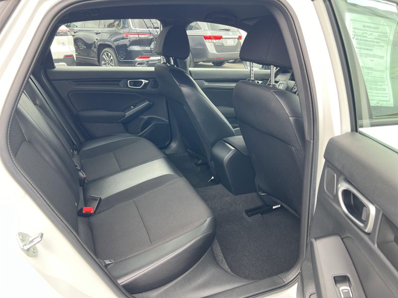 Used 2023 Honda Civic Sedan SportImage 28