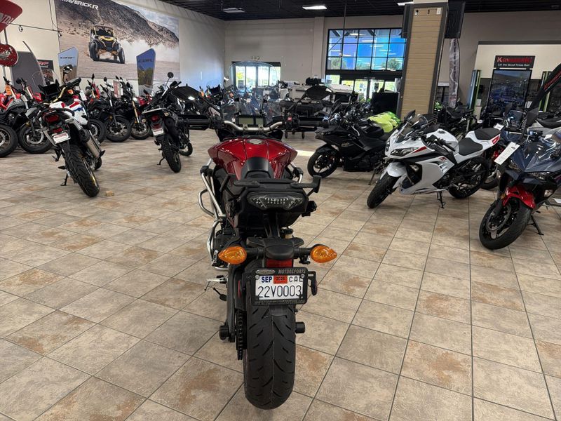Used 2015 Yamaha FJ-09 Image 16