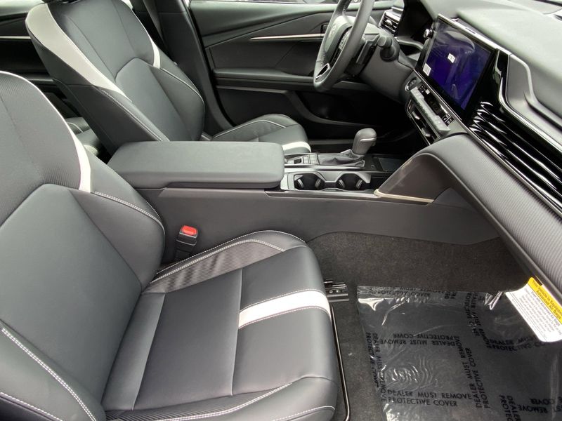 New 2025 Toyota Camry Image 10