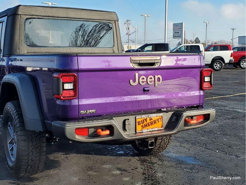 New 2026 Jeep Gladiator Mojave 4x4