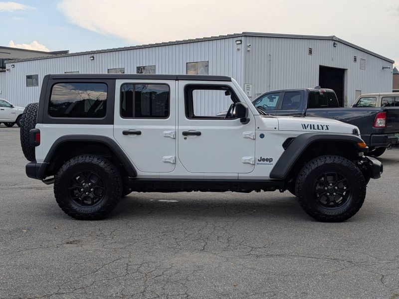 2025 Jeep Wrangler 4xe Willys photo 6