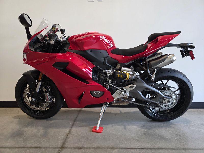 New 2026 Ducati Panigale V2 