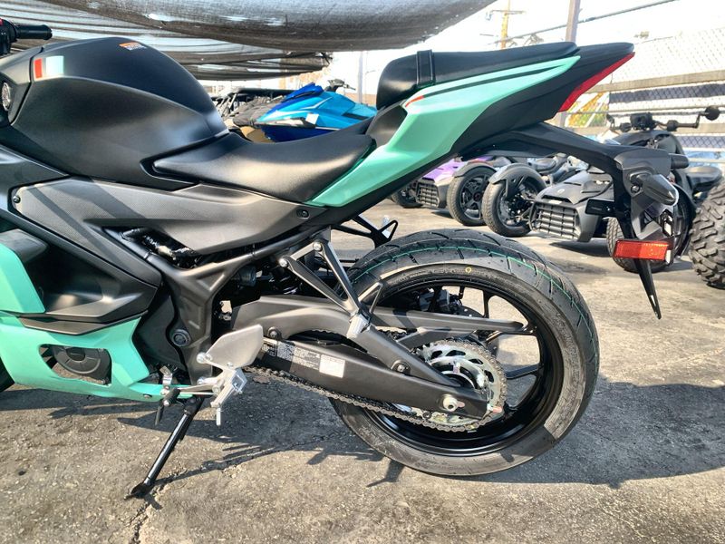 New 2026 Yamaha YZF-R3 ABS Image 12