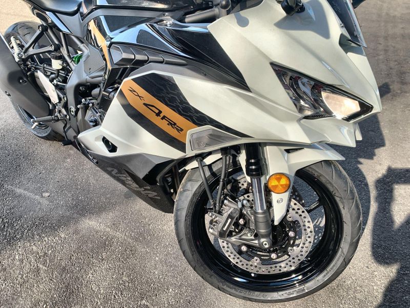 New 2026 Kawasaki NINJA ZX-4RR ABS Image 15