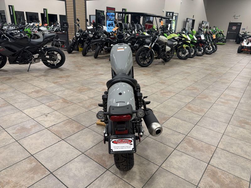 New 2026 Honda REBEL 300 E-CLUTCH Image 16