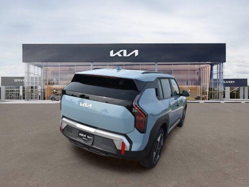 New 2027 Kia EV3 WindImage 4