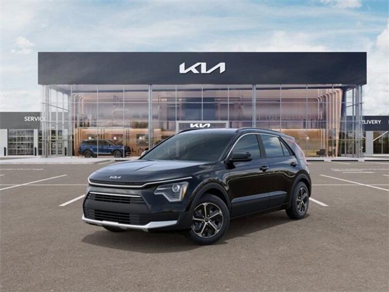 2025 Kia Niro LXImage 1
