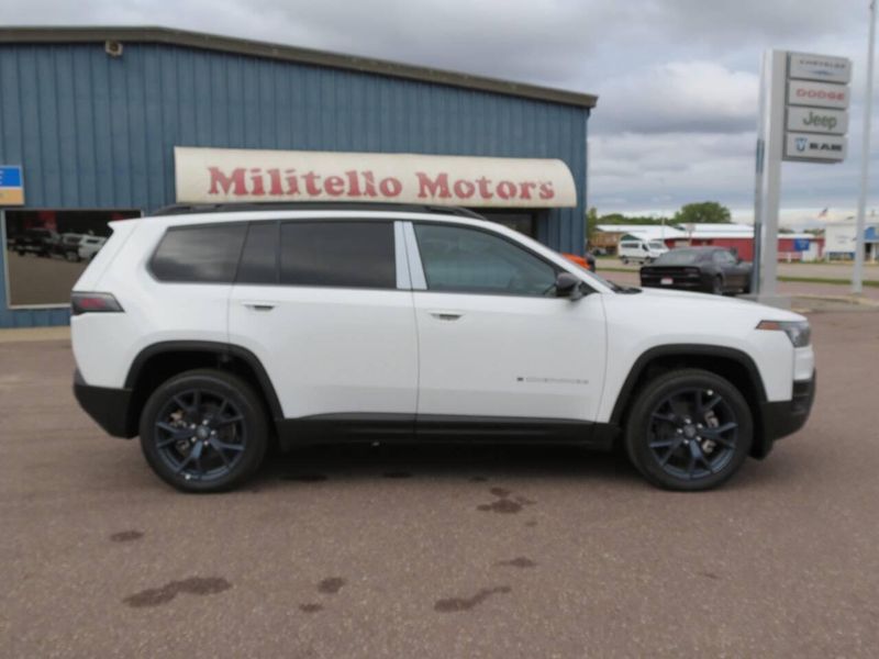 New 2026 Jeep Cherokee 85th Anniversary Edition 4x4Image 9