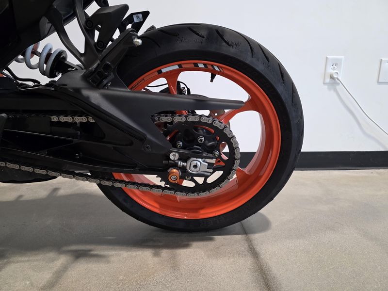 2024 KTM 390 Duke