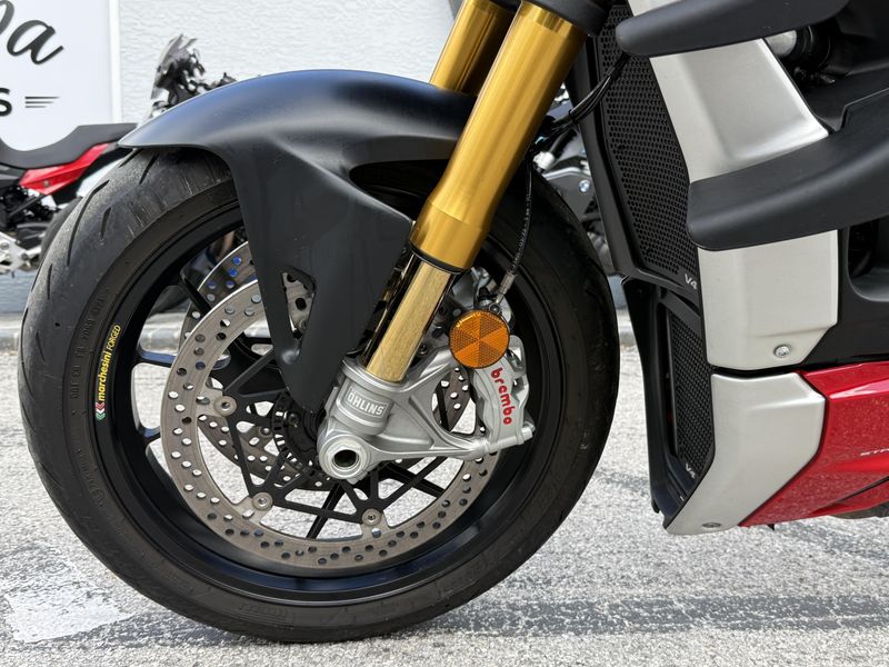 2022 Ducati Streetfighter V4 S