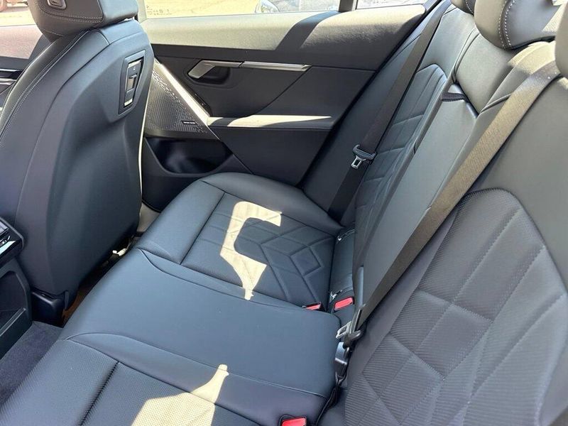 New 2027 BMW 5 Series 530i xDriveImage 27