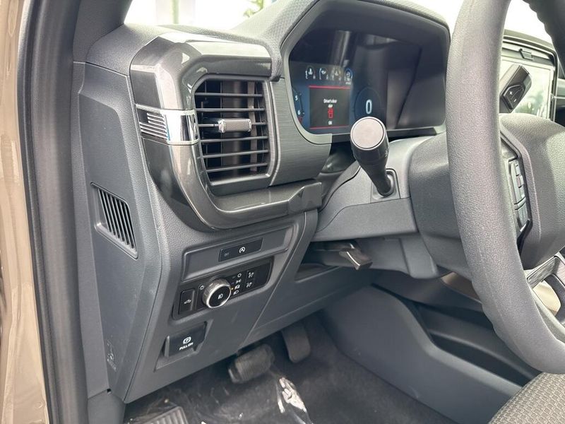 New 2025 Ford F-150 STXImage 17