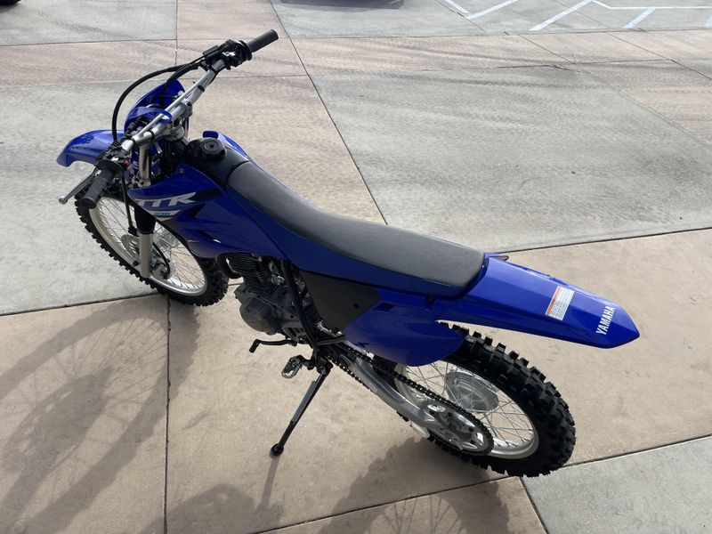 2025 Yamaha TT-R230 Image 23