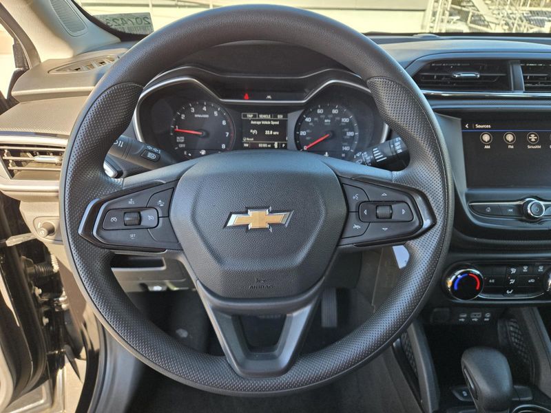 Used 2023 Chevrolet Trailblazer FWD 4dr LS