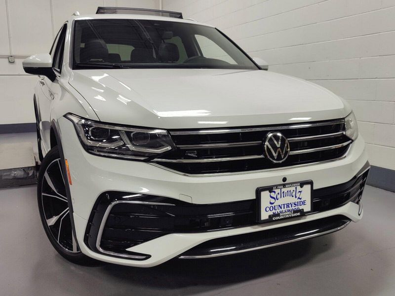 2024 Volkswagen Tiguan SEL R-Line AWD w/Sunroof/NavImage 2