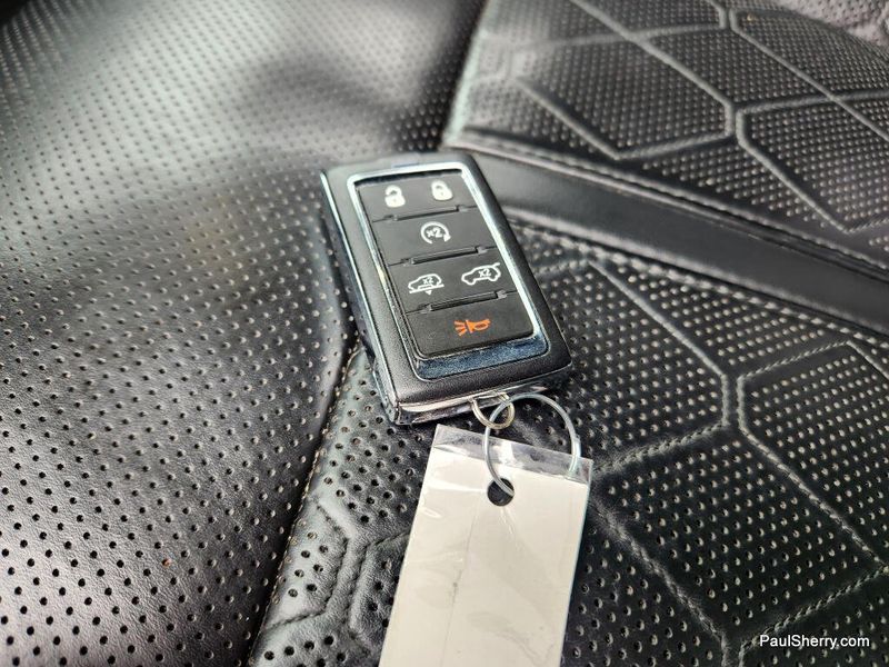 2022 Jeep Grand Wagoneer Series III