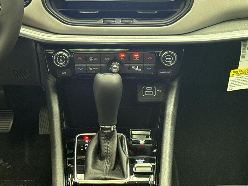 New 2026 Jeep Compass Limited 4x4Image 10