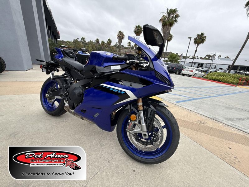 New 2025 Yamaha YZF-R9 Image 1
