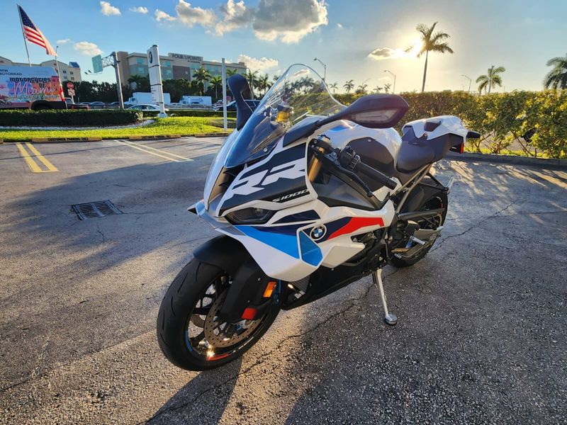 2026 BMW S 1000 RRImage 3
