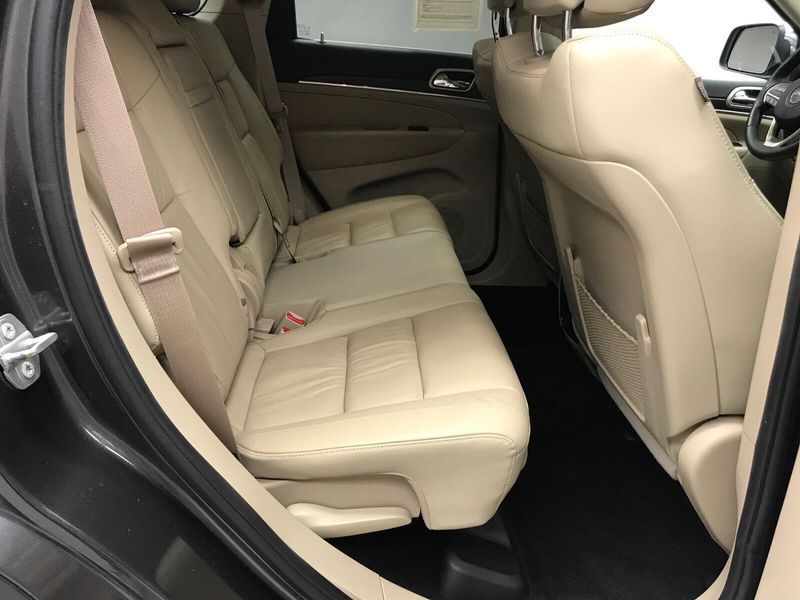 2015 Jeep Grand Cherokee LimitedImage 14