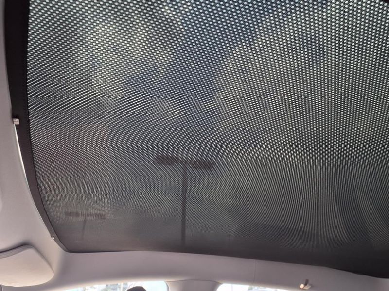 2023 Tesla Model Y Long RangeImage 18