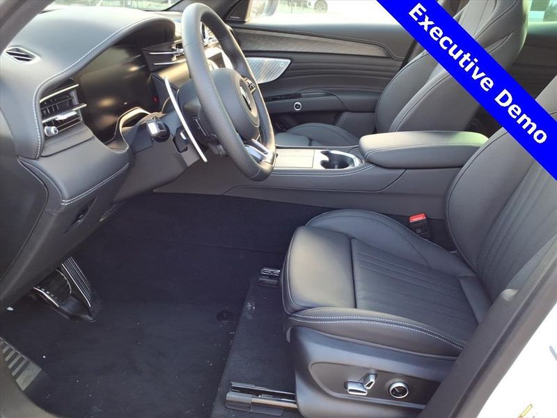 New 2025 Maserati Grecale ModenaImage 15