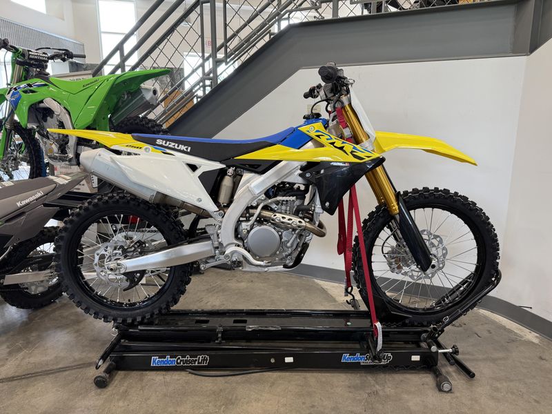 2025 Suzuki RMZ 250Image 2
