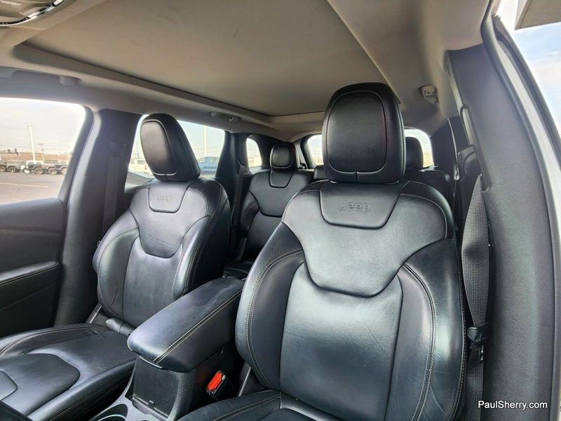2016 Jeep Cherokee LimitedImage 20