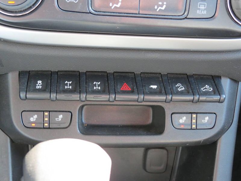 2022 Chevrolet Colorado ZR2 4x4 4dr Crew Cab 5 ft. SBImage 32