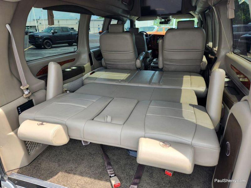 Used 2021 Chevrolet Express Passenger LSImage 51