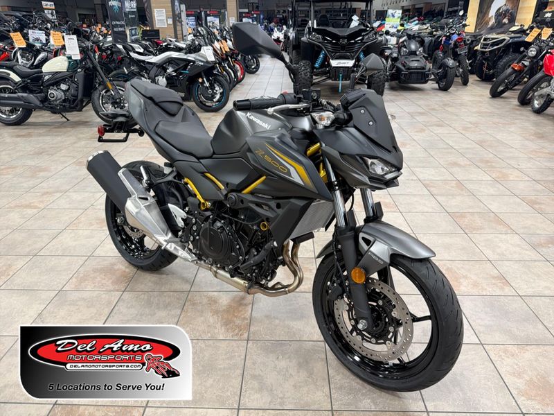 New 2026 Kawasaki Z500 ABS Image 1