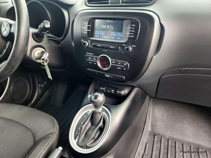 2017 Kia Soul +Image 39