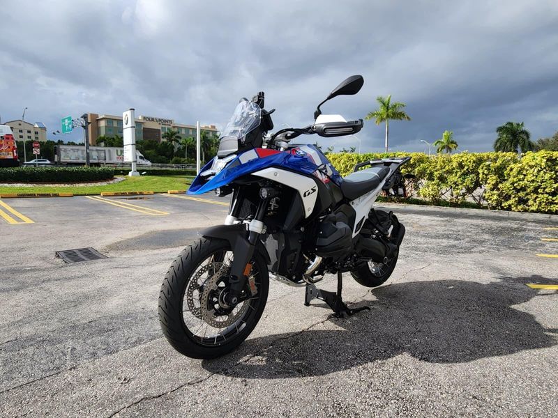 2026 BMW R 1300 GSImage 3