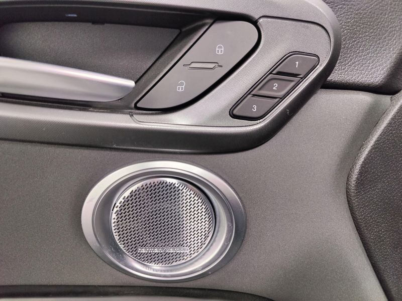 Used 2024 Alfa Romeo Tonale Veloce Premium AWD w/SunroofImage 17