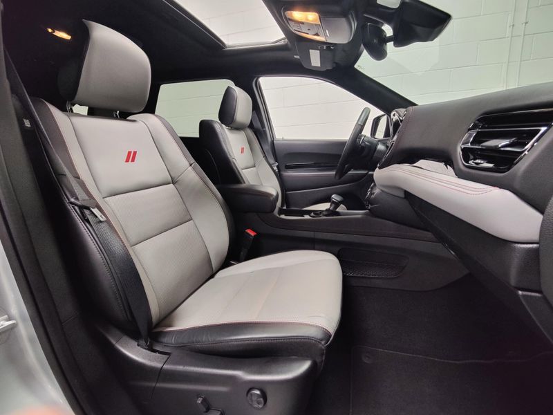 2024 Dodge Durango Citadel 3.6L AWD w/Sunroof/NavImage 5