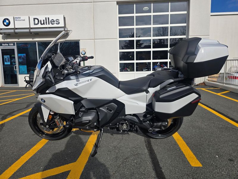 New 2026 BMW R1300RT Image 5