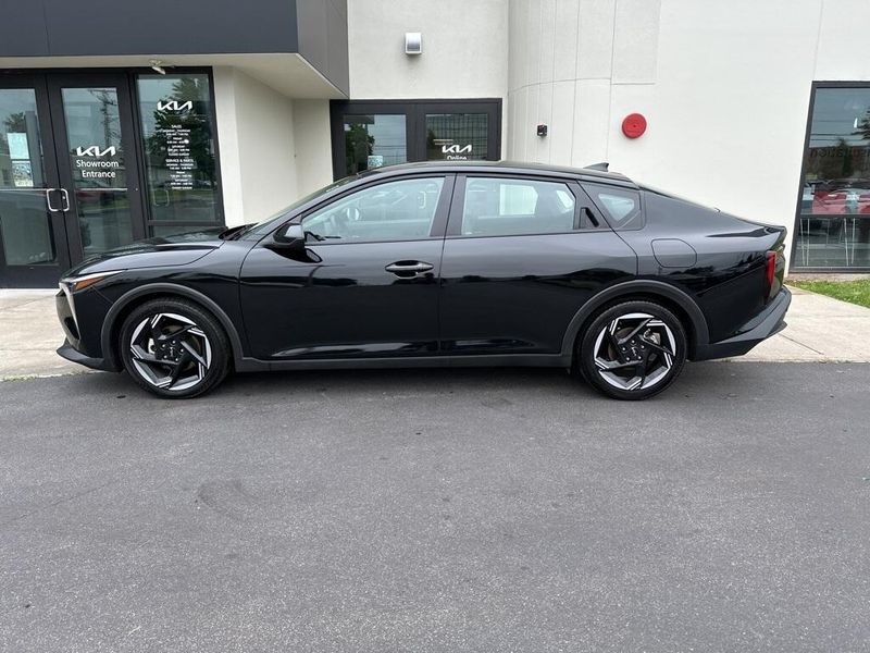 2025 Kia K4 EXImage 8
