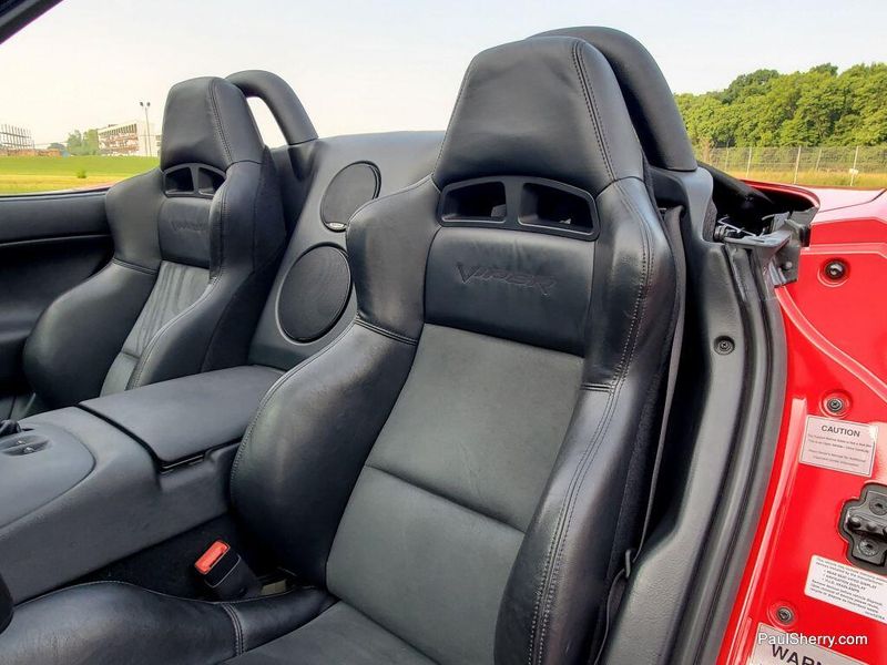 2003 Dodge Viper SRT-10Image 2